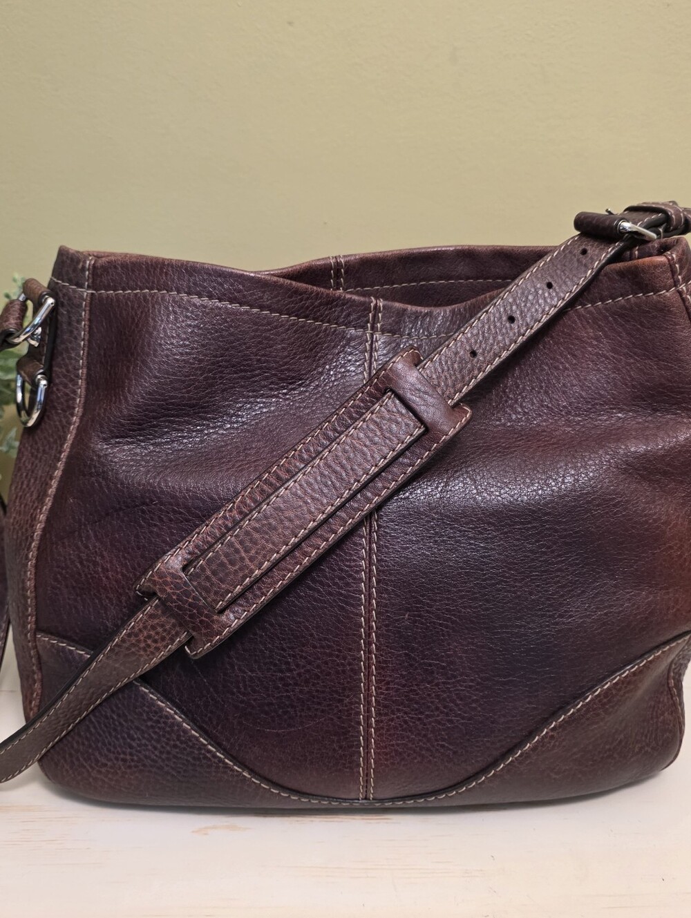 Gucci | Dark Red-Brown/Burgundy Charlotte Pebbled Leather 2-Way Bag - Picture 3 of 16